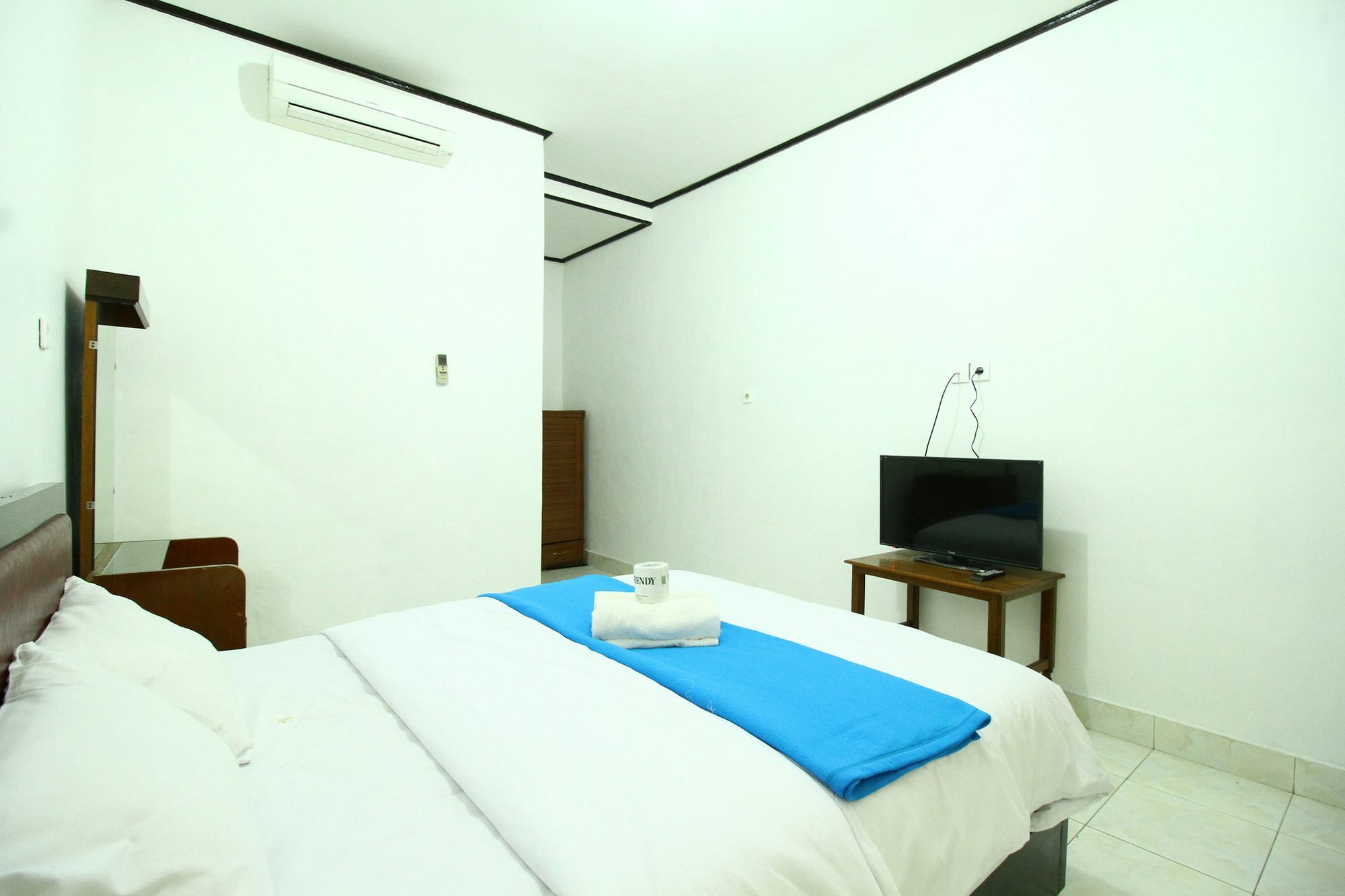Dua Dara Inn Kuta ليجيان المظهر الخارجي الصورة