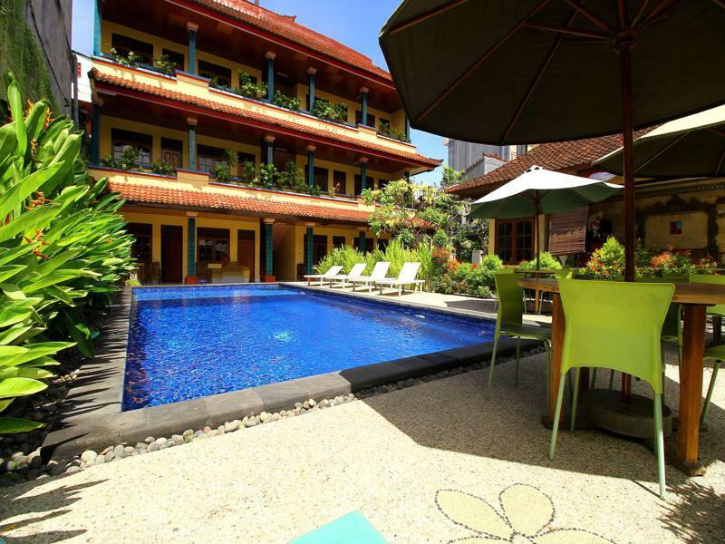 Dua Dara Inn Kuta ليجيان المظهر الخارجي الصورة