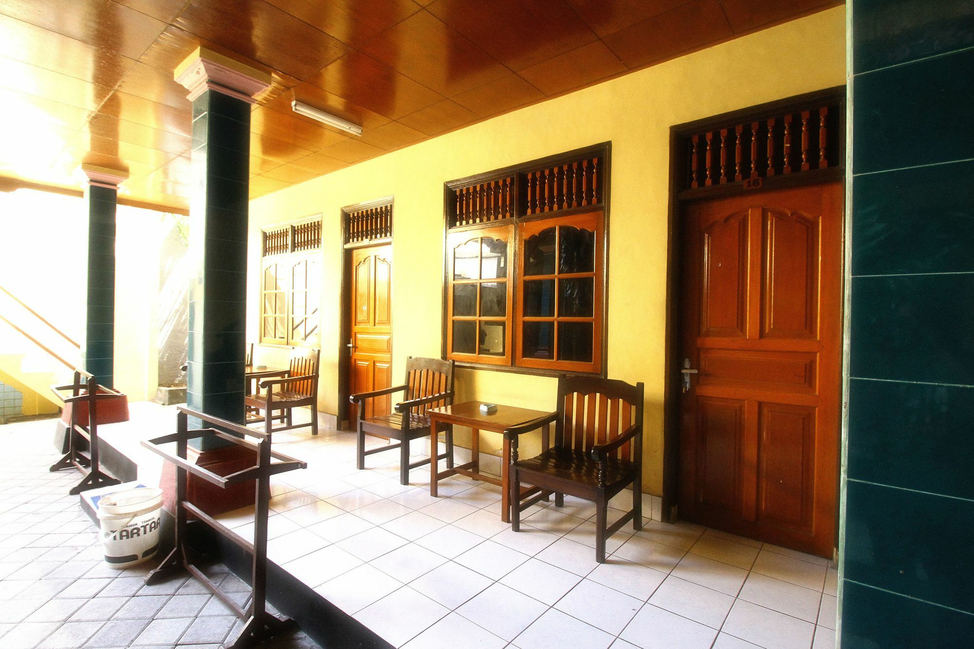 Dua Dara Inn Kuta ليجيان المظهر الخارجي الصورة