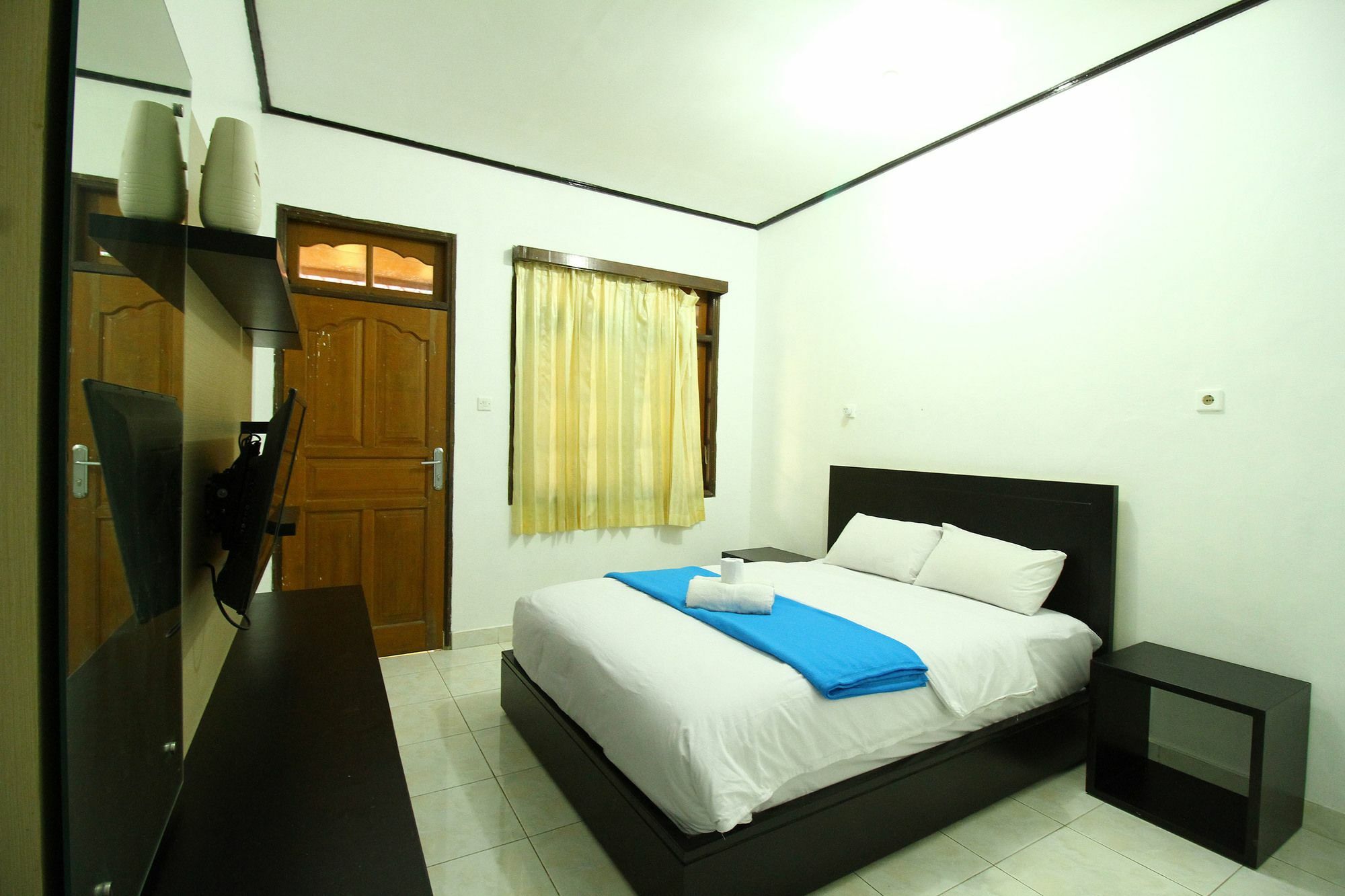 Dua Dara Inn Kuta ليجيان المظهر الخارجي الصورة